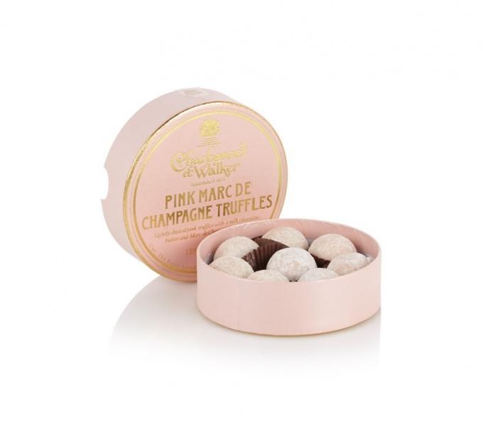 Roze chocoladetruffels met Marc de Champagne