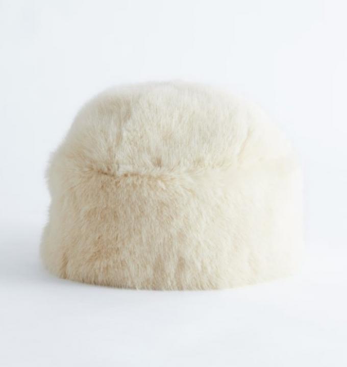 Faux-fur bontmuts in wit