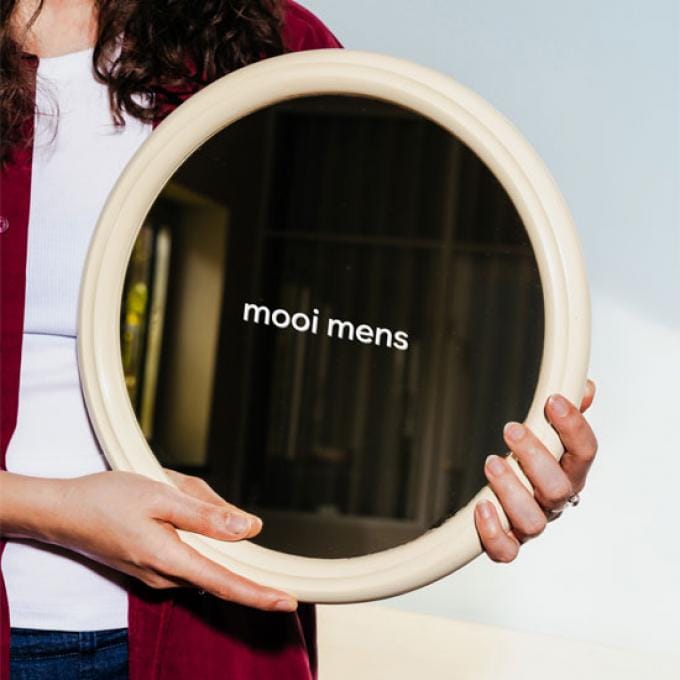 'Mooi mens'-spiegelsticker
