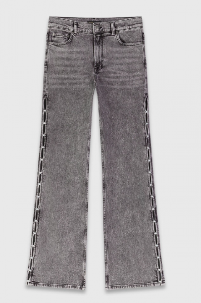 Le jean large avec perles 