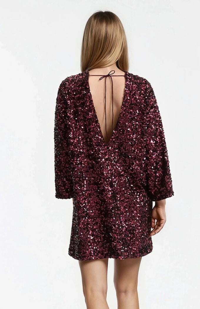 Bordeaux jurk met sequins en rugdecolleté