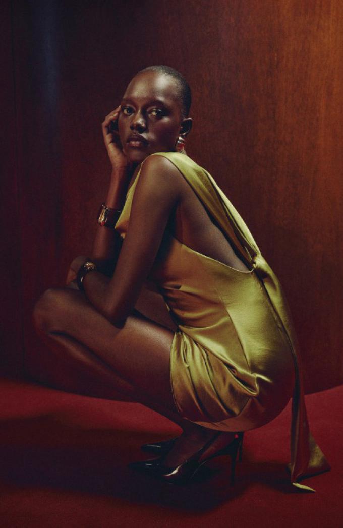 Limoengroene jurk van satijn