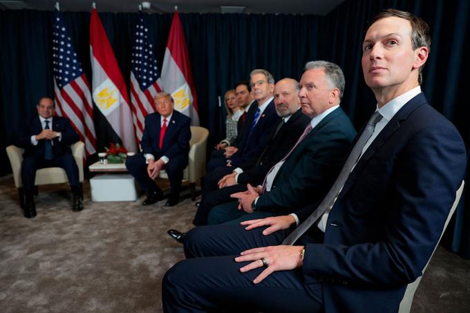 ‘Geen bestuur maar business: het schaamteloze nepotisme van Donald Trump’