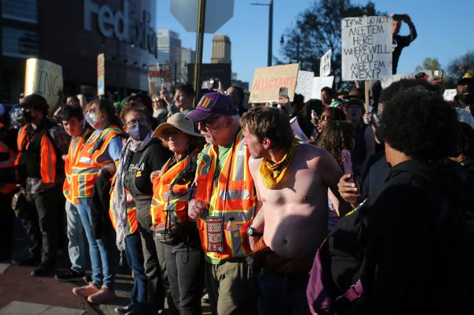 Trump denkt aan grondoperatie om uranium uit Iran weg te halen