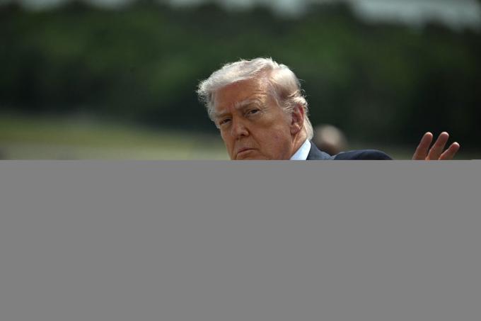 Trump veut escorter les navires bloqués dans le détroit d’Ormuz, Téhéran met en garde contre toute «interférence»