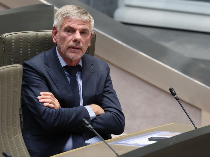 Minister Prévot vraagt Britse ambassade om verduidelijking over inreisverbod Dewinter