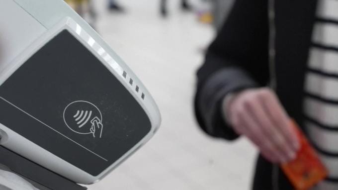 Les frais du paiement électronique dans le viseur des commerçants
