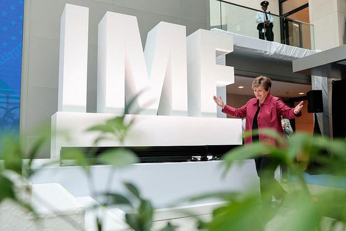 IMF waarschuwt voor cocktail van AI, dure olie en schulden