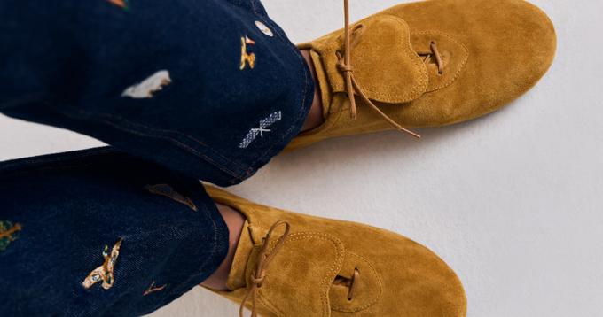 Adieu ballerines, bonjour jazz shoes : notre shopping pour adopter la tendance