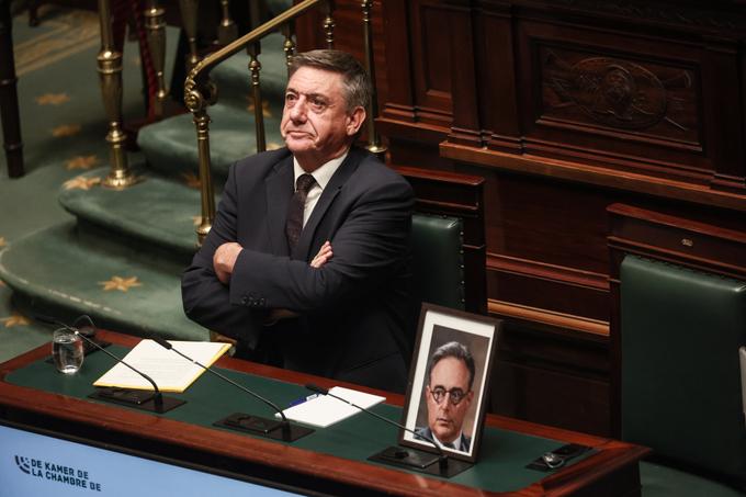 Bart De Wever réduit l’ambition budgétaire pour raccrocher le MR: “Cela passe très mal à la N-VA, on ne fait que reporter le problème”