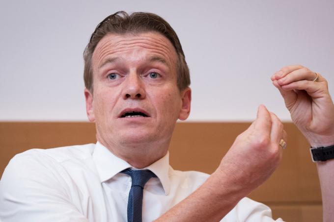 Oud-minister Paul Van Tigchelt stopt met actieve politiek