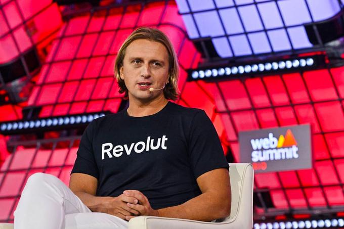 Faut-il ouvrir un compte Revolut, l’ogre qui effraie les banques classiques? Les 3 principaux avantages (et les inconvénients)