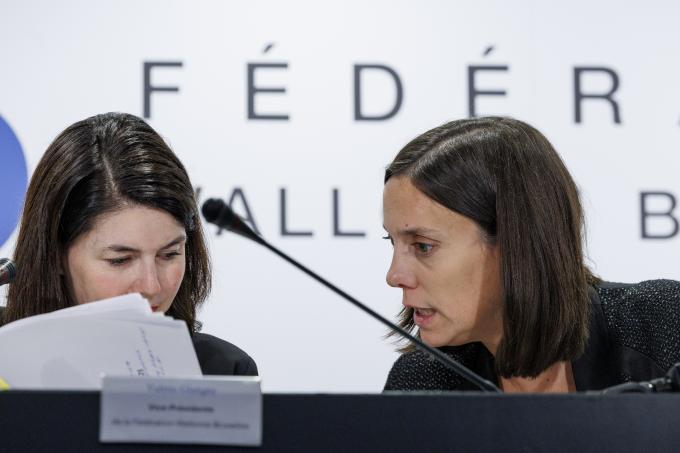 La majorité persiste et signe sur les réformes de l’enseignement : “Il n’y a pas d’autres chemins que celui-là”