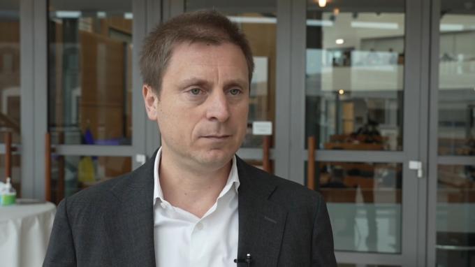 Laurant Hublet sur le budget bruxellois : “On paye 500 millions d’euros cette année en charge d’intérêt… qu’on ne peut pas investir dans d’autres politiques”