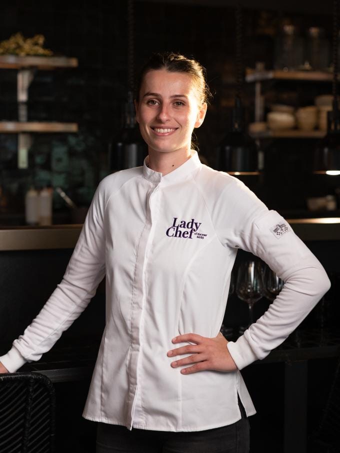 Lady chef