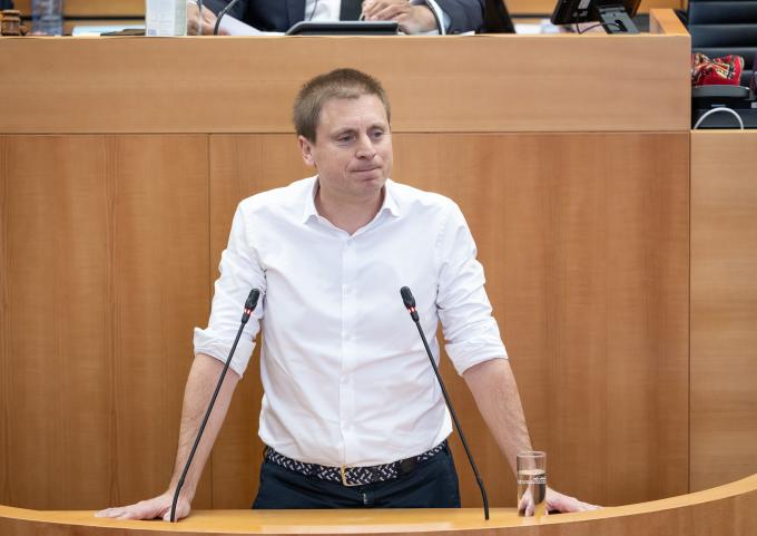 Le ministre Hublet avance sur la réindustrialisation de Bruxelles : quels changements par rapport aux plans précédents ?