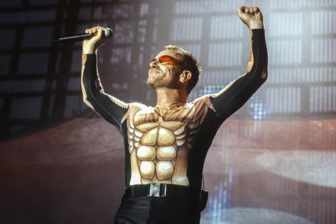 Bono U2 1997 Werchter Walter Van Beirendonck.