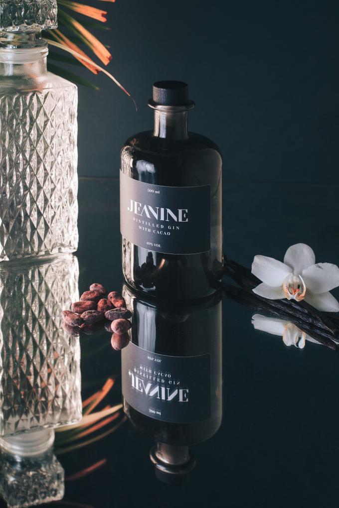 Jeanine Gin