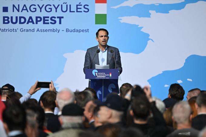 ‘De analyse van Tom Van Grieken over Viktor Orbán kan er niet méér naast zitten’