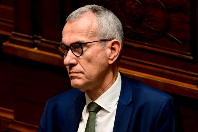 Les détails de la grande réforme des mutuelles: Frank Vandenbroucke «a coupé l’herbe sous le pied à ses partenaires»