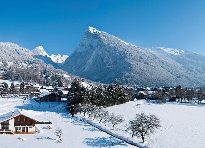 photo de samoens la montagne sans skier