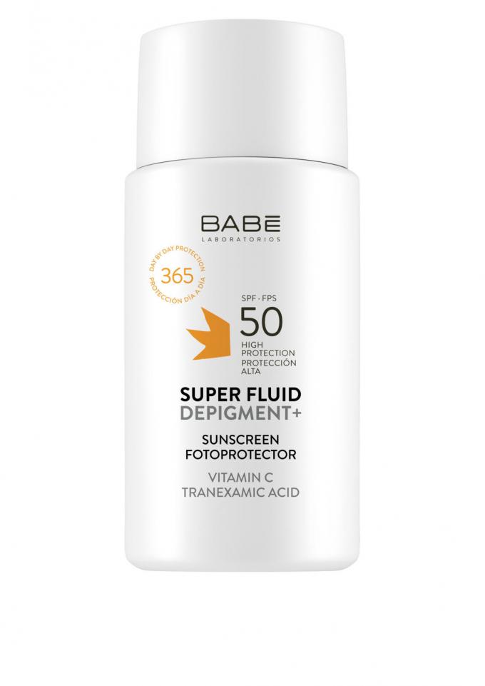 Super Fluid ­Depigment+ SPF50 de Babé