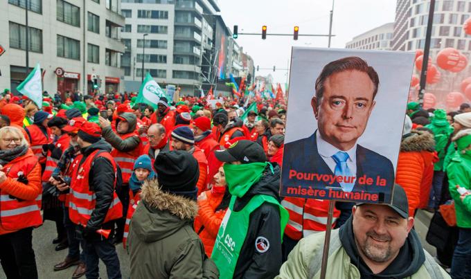 Pourquoi les syndicats comptent de moins en moins d’affiliés en Belgique (mais ça pourrait changer)