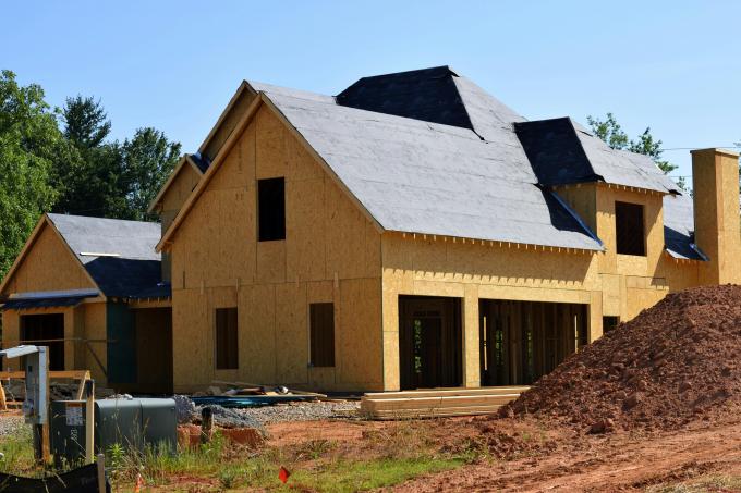 Nouvelle construction: pourquoi c’est si cher? Quatre facteurs qui font grimper les prix