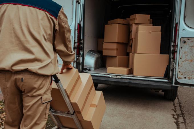 «Notre profession est envahie par des gens malhonnêtes»: de 300 à 1.000 euros le devis, comment expliquer les prix fluctuants des services de déménagement