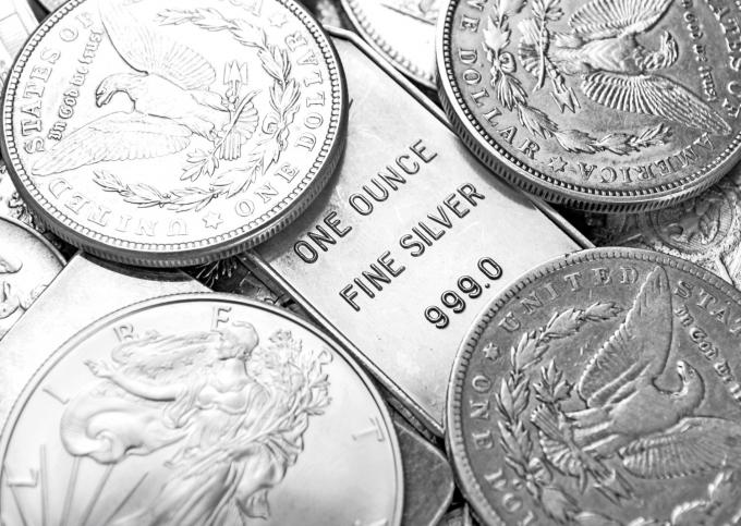 Le prix de l’once d’argent atteint des records: pourquoi il brille plus que l’or