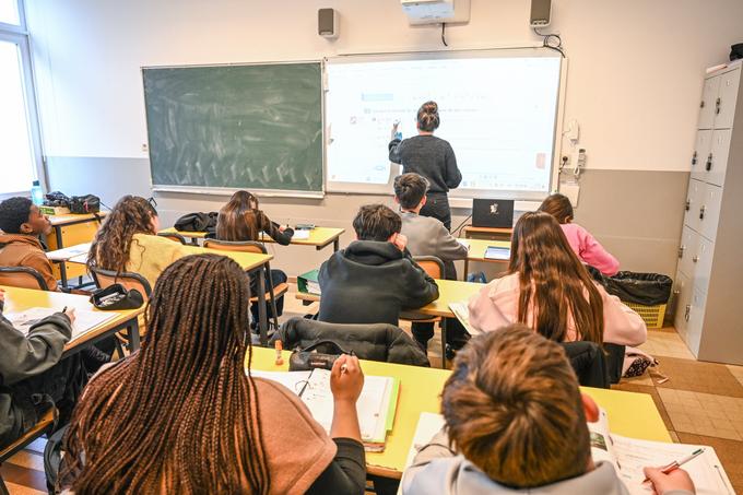 L’intelligence artificielle priée d’attendre avant d’entrer en classe