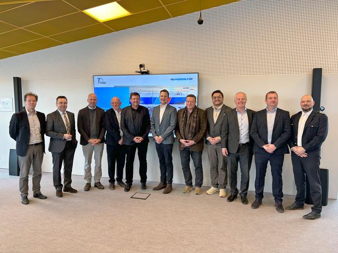 Groot Duits bedrijf Mosolf breidt autoactiviteiten uit naar haven van ...