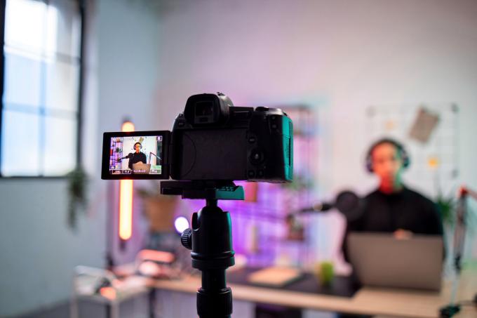 Les “newsfluencers” s’installent dans le paysage médiatique belge