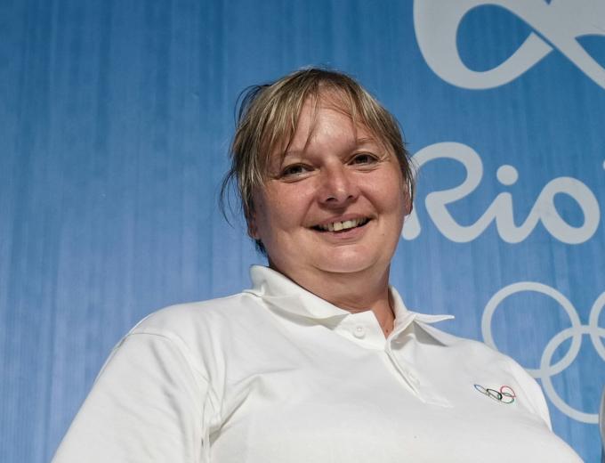 Kippenvelmoment voor zwemster Carine Verbauwen: ‘Na de podiumceremonie wachtte opnieuw een verrassing’