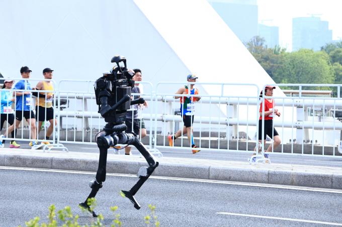 Nu al 36 kilometer per uur: breekt een robot straks het sprintrecord van Usain Bolt?