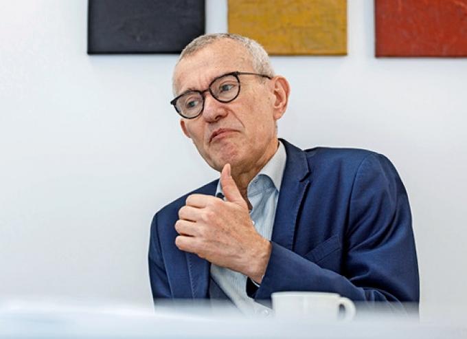 Fusion des mutualités, financement variable lié aux résultats: Vandenbroucke dévoile sa révolution des mutuelles