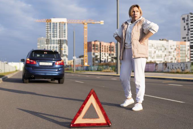 Un nouvel objet pourrait remplacer le triangle dans les voitures des Belges: «On regarde ce qui se fait en Espagne»