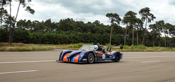 Des étudiants de la KU Leuven mettent sur piste leur voiture de course à hydrogène