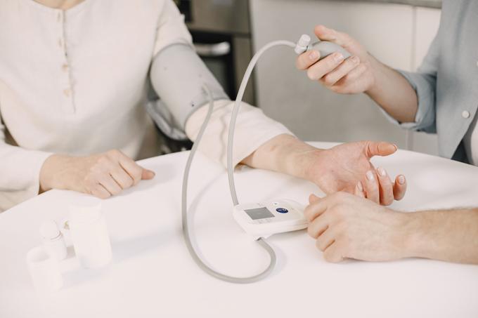 Lage bloeddruk of hypotensie: wat is de oorzaak en behandeling?
