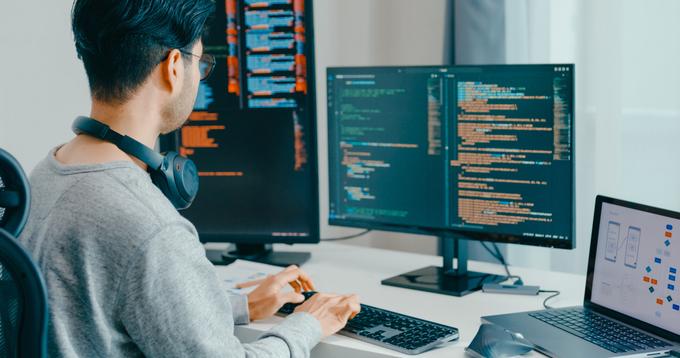 Programmer à l’instinct : le « vibe coder » définit-il la nouvelle norme ?