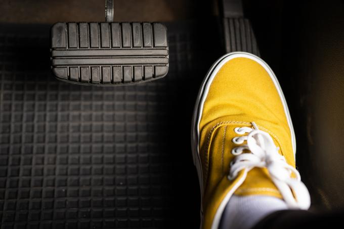 Freiner et accélérer avec la même pédale grâce au «one pedal driving», un risque pour la sécurité routière? «Il faut conscientiser les conducteurs»