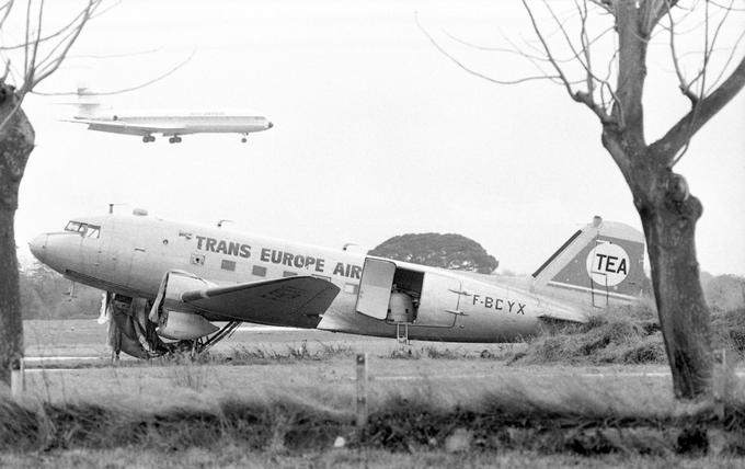 «Eldorado» : avions renifleurs… au nez bouché