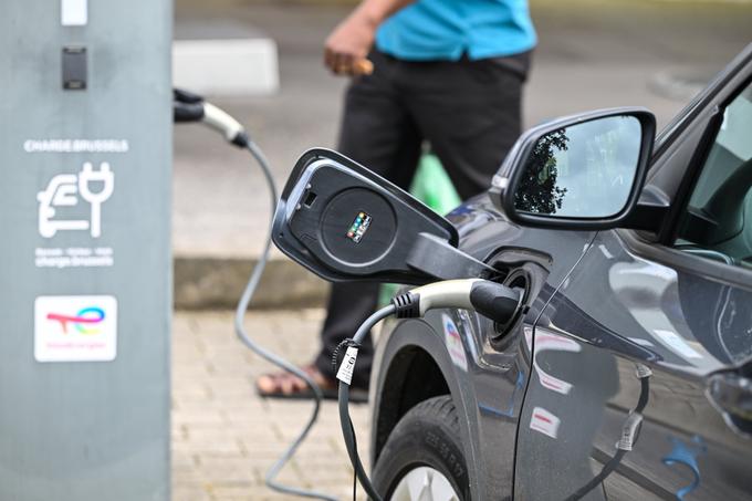 Faut-il plafonner le prix aux bornes de recharge pour les voitures électriques? «Une simplification des tarifs serait déjà une étape»