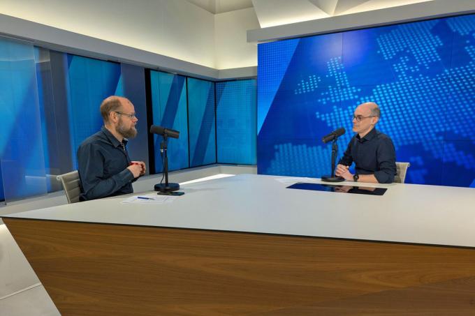 Grote zorgen over de straat van Hormuz en irritante ouders in het onderwijs: beluister de podcast ‘Tussen Wetstraat en Wall Street’