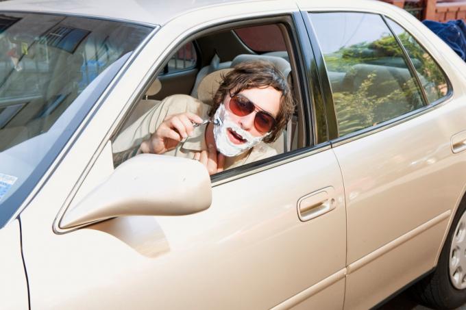 Pourquoi les gens mentent sur leur heure d’arrivée: «Serai là à 17 heures» (alors que Waze indique 17h15)