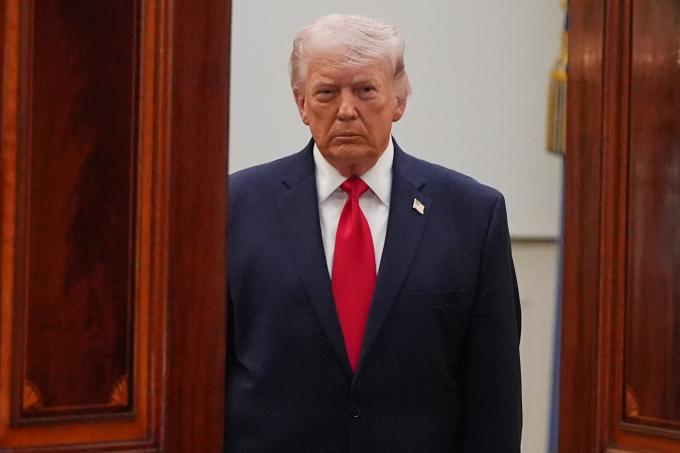 Trump ordonne à l’Iran de signer un accord, ou «nous les frapperons bien violemment»