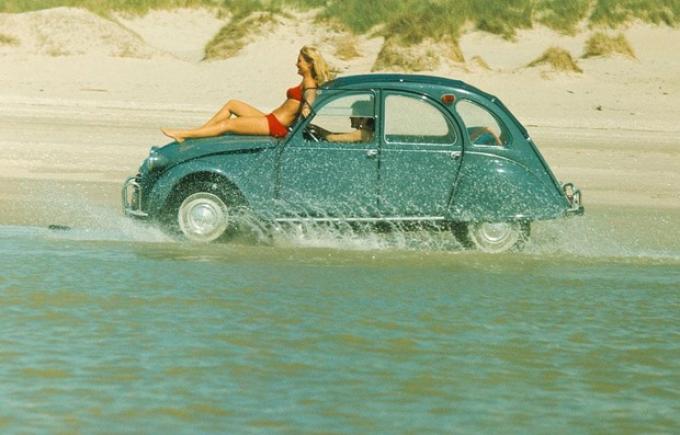 Bientôt une 2 CV électrique… chinoise ?