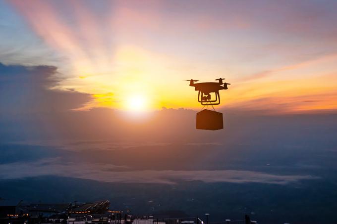 On nous le promet depuis dix ans : cette fois, les drones vont-ils vraiment livrer nos courses ?