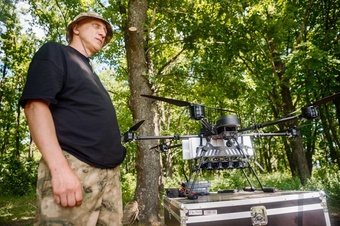 Les fabricants de drones belges veulent innover plus vite : “Nous voulons avoir une équipe en Ukraine”