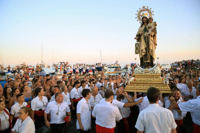 procession Malaga Vierge